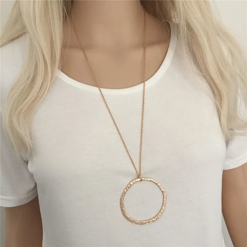 Simple Design Gold Color Big Circle Pendant Long Necklace  Women Fashion Gold Color Figur Medallion Pendant Long Necklace