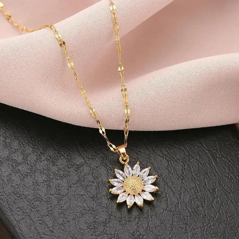 Exquisite Daisy Flower Zircon Pendant Necklace for Women High Quality Gold Color Stainless Steel Sunflower Choker Jewelry Gift