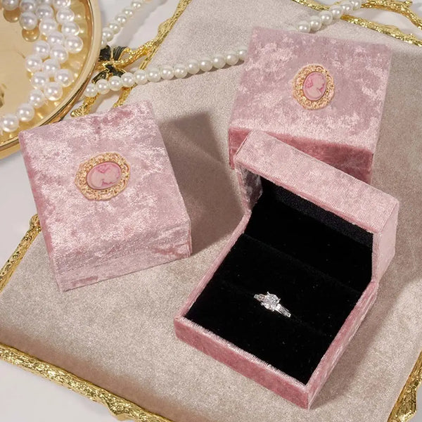 Pink Velvet Ring Box Vintage Lovely Square Shape Ring Storage Case Wedding Ring Women Gift Earrings Display