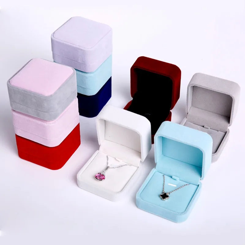 High Quality Jewelry Storage Boxes Presentation Necklace Pendant Jewelry Box Velvet Case Earrings Plastic Display Box 1 PC