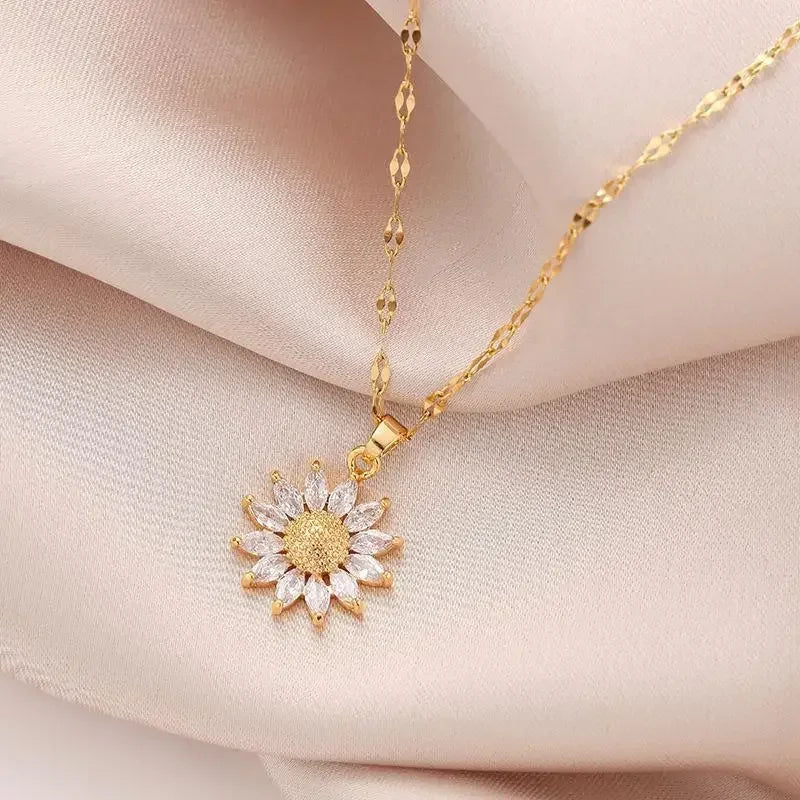 Exquisite Daisy Flower Zircon Pendant Necklace for Women High Quality Gold Color Stainless Steel Sunflower Choker Jewelry Gift