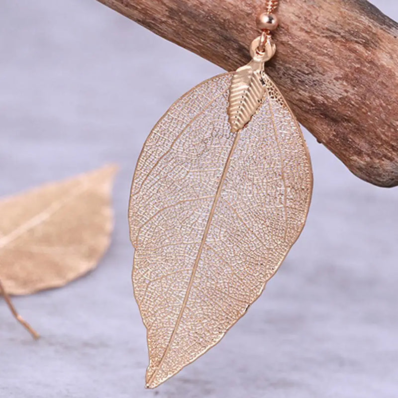 Pendientes colgantes de aleación con forma de hoja de árbol y gancho hueco, elegantes pendientes colgantes de hoja de árbol para mujer, pendientes de joyería de moda