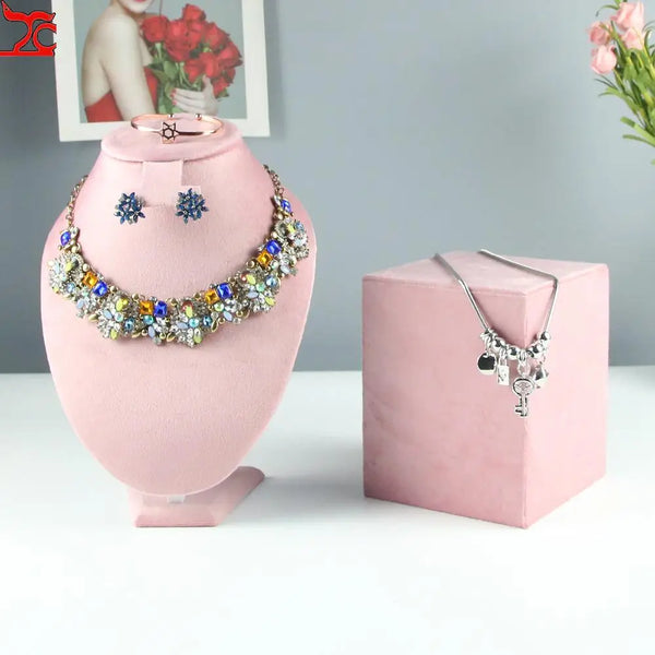 Jewelry Rack Display Pink Velvet Cloth Window Necklace RingJewelry Exhibitor Props High-End Display Props Free Combination