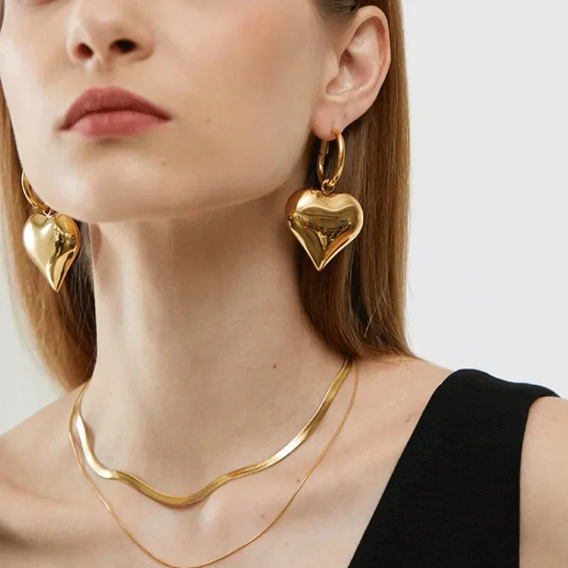 Modern Women's Asymmetric Gold Color Exaggeration Big Earrings Chic Heart Hoop Earrings 2023 Trend Jewelry European and American