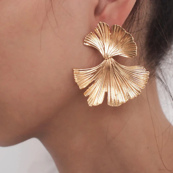 Fashion Geometric Gold Color Ginkgo Biloba Leaf Shape Drop Earring Creative Personality Simple Punk Woman Dangle Earring Jewelry