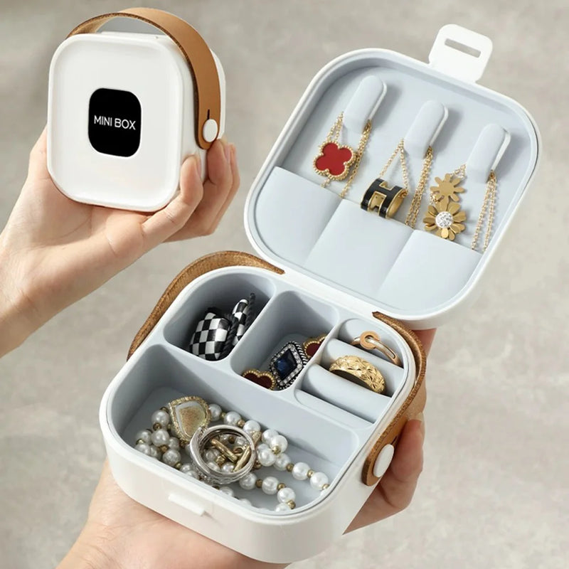 Simple Mini Jewelry Storage Box Travel Portable Storage Earring Necklace Ring Organizer Case with Leather Handle Jewelry Display